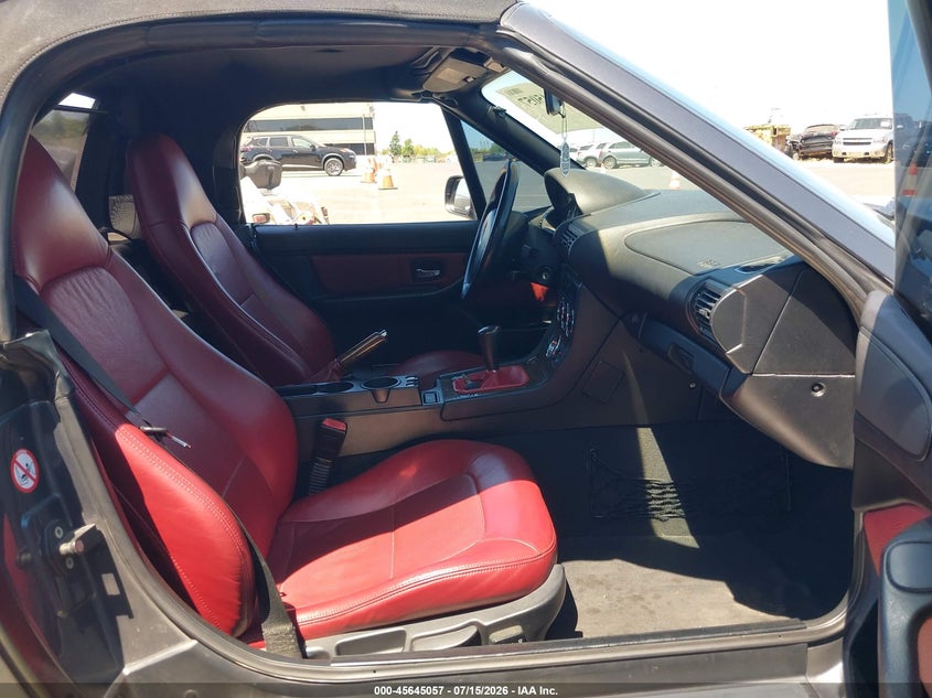 2000 BMW Z3 VIN WBACH3348YLF71963 IAAI salvage auction — FRONT END, Salvage Title - Dealer (California), sold $2,900 on 2026-08-05 (photo 5)