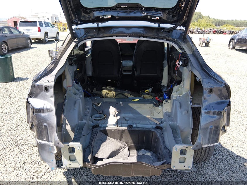 2024 Tesla Model y VIN 7SAYGDEE8RF194384 IAAI salvage auction — NORMAL WEAR, Peddle Clear Public-Restricted (Oregon), sold $8,900 on 2026-07-20 (photo 6)