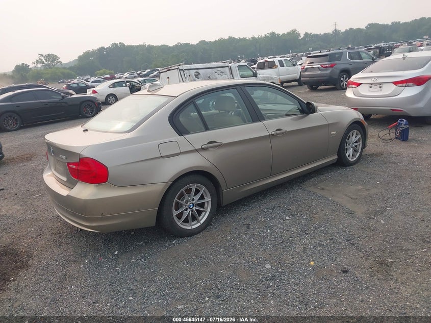 2010 BMW 3 series VIN WBAPK5C58AA646893 IAAI salvage auction — NORMAL WEAR, Clear (Pennsylvania), sold $1,050 on 2026-07-20 (photo 4)