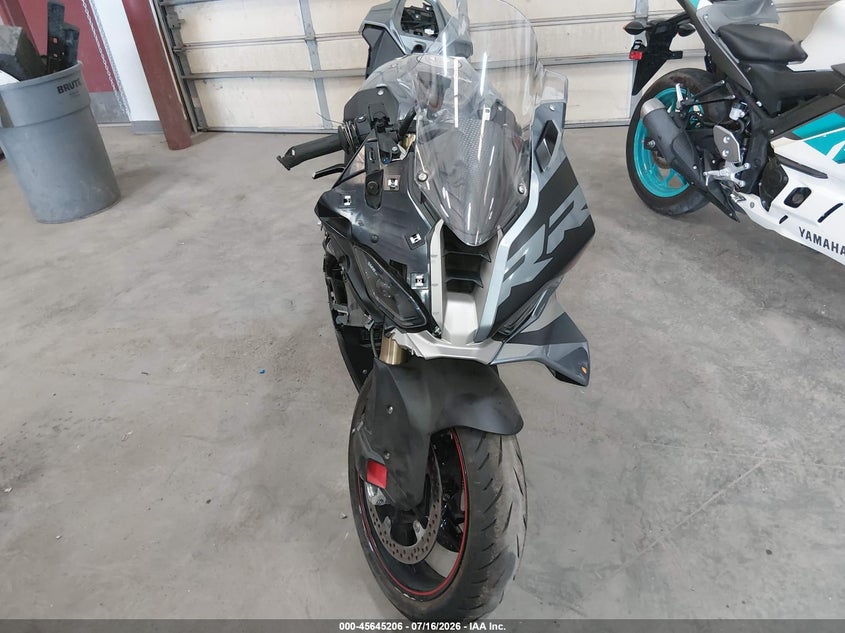 2026 BMW S 1000 VIN WB10P2304T6M58853 IAAI salvage auction — REAR END, Wait Title, sold $10,100 on 2026-08-21 (photo 5)