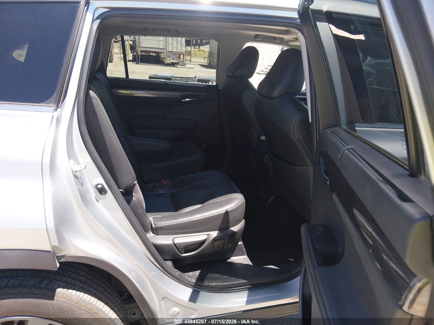 2020 Toyota Highlander VIN 5TDFZRAH8LS010270 IAAI salvage auction — FRONT END, Salvage (California), sold $9,400 on 2026-07-29 (photo 8)