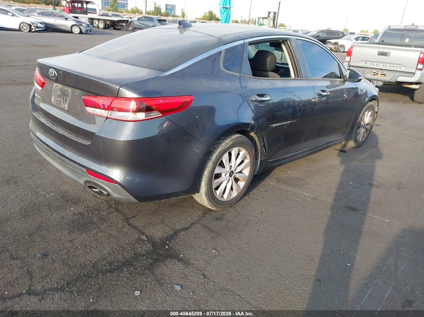 2017 Kia Optima VIN 5XXGT4L34HG164980 IAAI salvage auction — THEFT, Salvage Title, sold $25 on 2026-07-24 (photo 4)