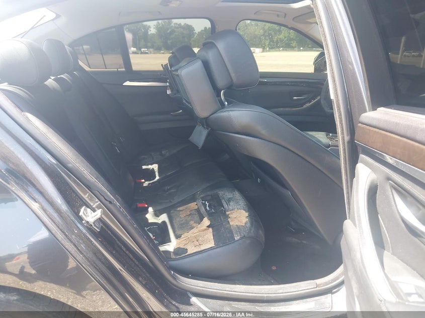 2011 BMW 5 series VIN WBAFU9C51BC784679 IAAI salvage auction — NORMAL WEAR, Clear (Alabama), sold $500 on 2026-07-29 (photo 8)