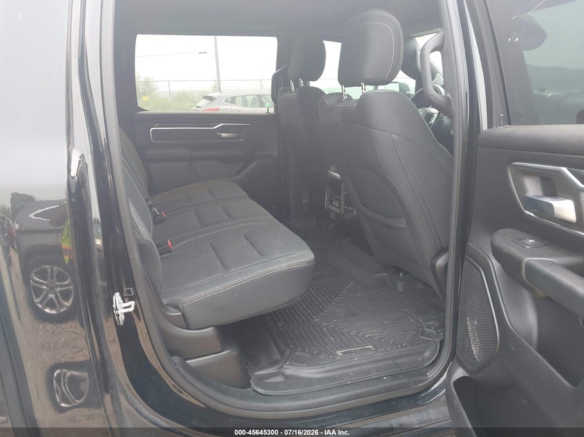 2019 Ram 1500 VIN 1C6RRFFG0KN742464 IAAI salvage auction — FRONT END, Clear (Wisconsin), sold $8,600 on 2026-07-23 (photo 8)