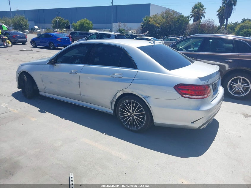 2014 Mercedes-benz E-class VIN WDDHF5KB8EB025758 IAAI salvage auction — NORMAL WEAR, Clear - Dealer Only (California), sold $500 on 2026-07-29 (photo 3)