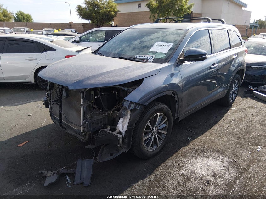 2019 Toyota Highlander VIN 5TDKZRFH9KS347259 IAAI salvage auction — RIGHT FRONT, Salvage Certificate (California), sold $8,250 on 2026-07-31 (photo 2)