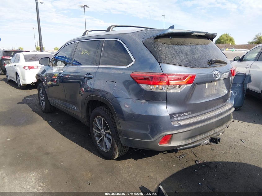 2019 Toyota Highlander VIN 5TDKZRFH9KS347259 IAAI salvage auction — RIGHT FRONT, Salvage Certificate (California), sold $8,250 on 2026-07-31 (photo 3)
