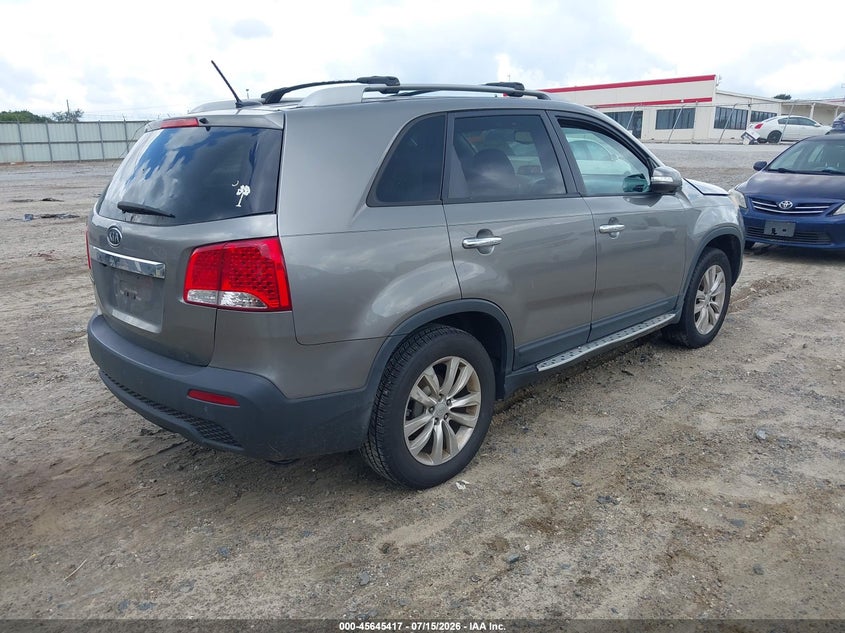 2011 Kia Sorento VIN 5XYKT4A25BG185201 IAAI salvage auction — NORMAL WEAR, Clear (Georgia), sold $675 on 2026-07-23 (photo 4)