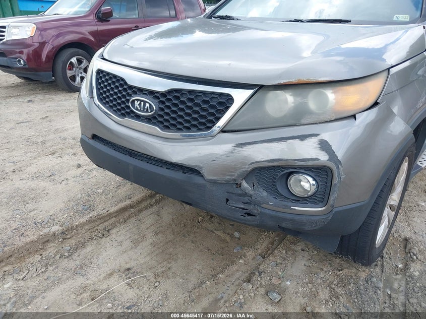 2011 Kia Sorento VIN 5XYKT4A25BG185201 IAAI salvage auction — NORMAL WEAR, Clear (Georgia), sold $675 on 2026-07-23 (photo 6)