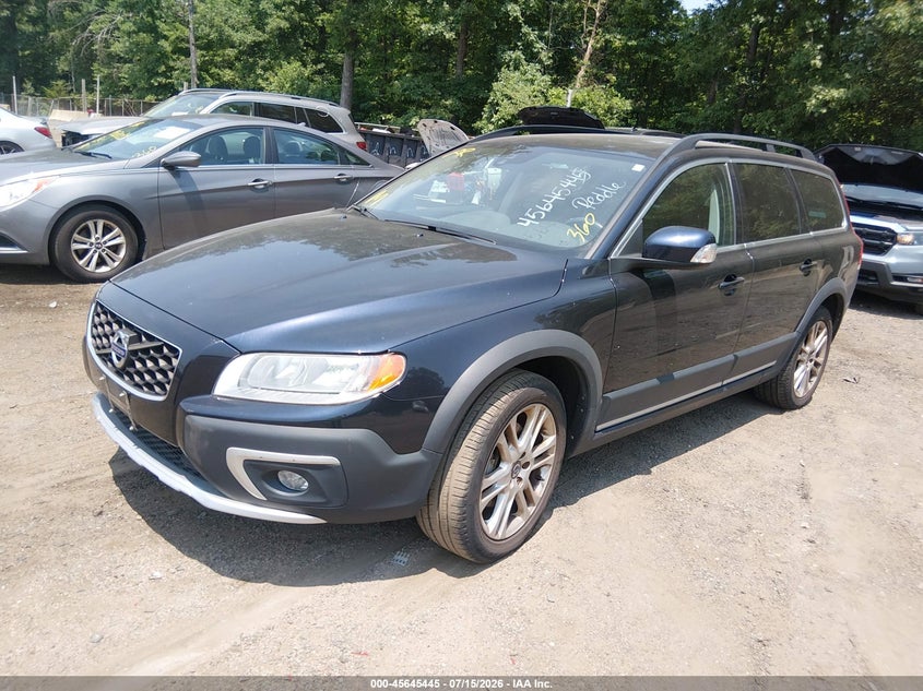 2016 Volvo Xc70 VIN YV4612NK7G1254450 IAAI salvage auction — NORMAL WEAR, Clear (Maryland), sold $3,900 on 2026-07-29 (photo 2)
