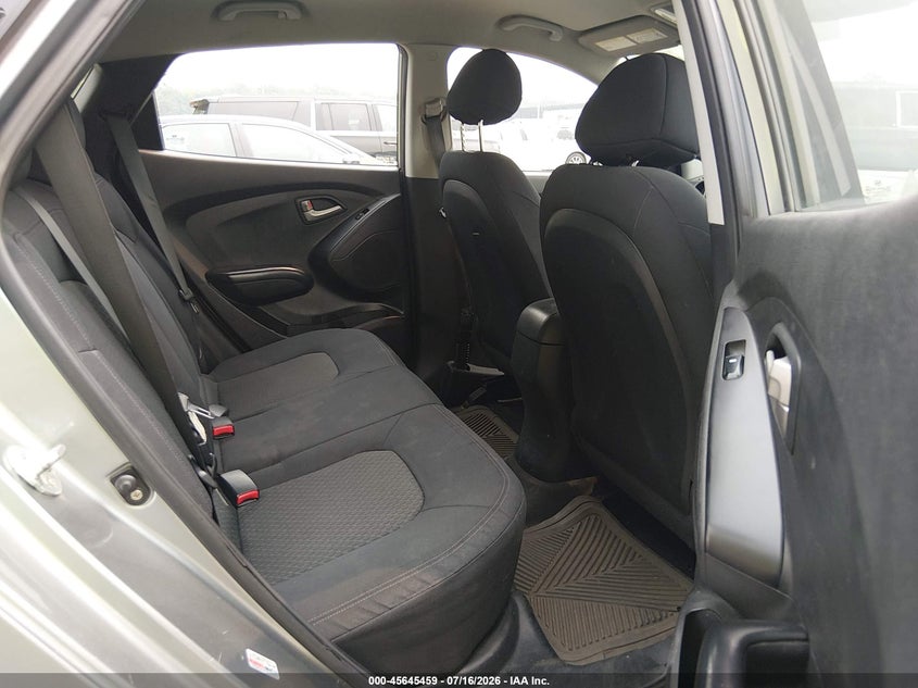 2011 Hyundai Tucson VIN KM8JT3AB0BU193108 IAAI salvage auction — NORMAL WEAR, Clear (New Jersey), sold $1,175 on 2026-07-27 (photo 8)