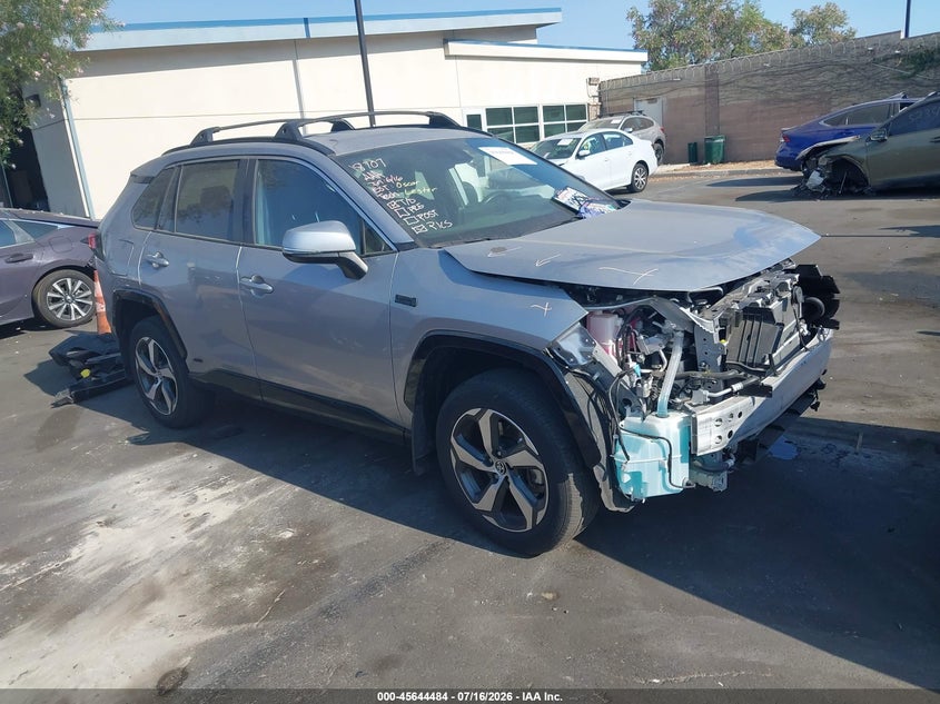 2024 Toyota Rav 4 VIN JTMCB3FVXRD192612 IAAI salvage auction — FRONT END, Salvage Title, sold $9,700 on 2026-07-24 (photo 1)