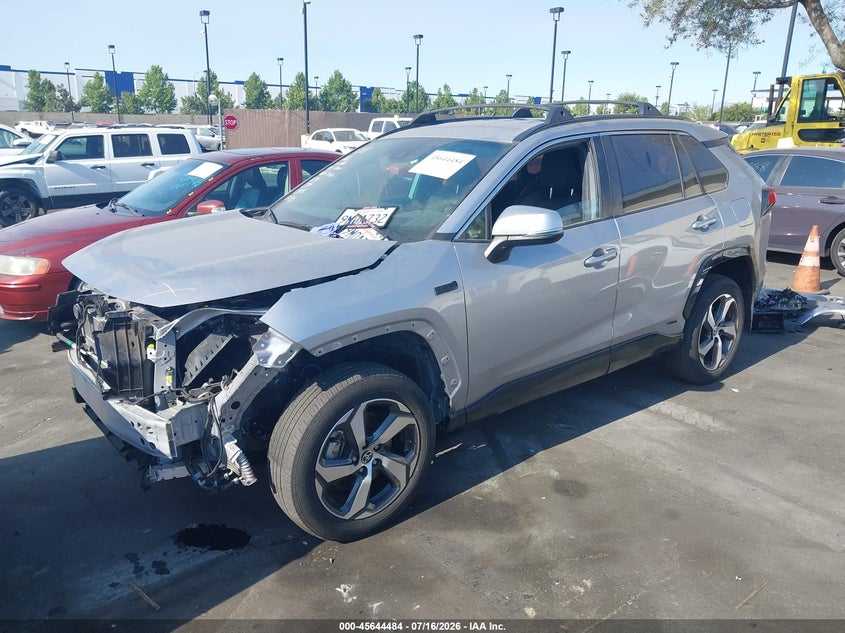 2024 Toyota Rav 4 VIN JTMCB3FVXRD192612 IAAI salvage auction — FRONT END, Salvage Title, sold $9,700 on 2026-07-24 (photo 2)