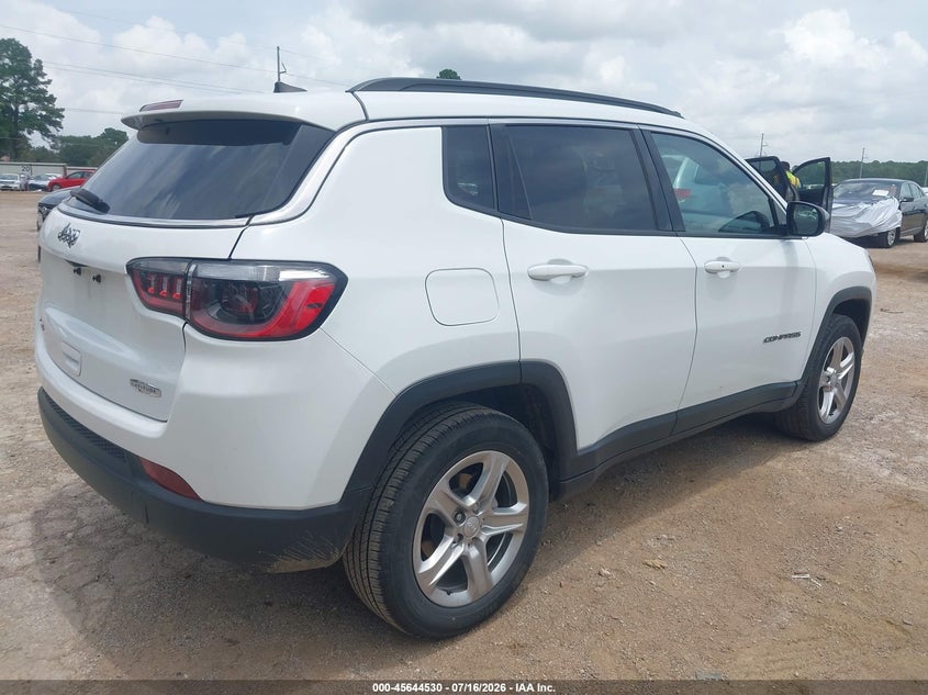 2024 Jeep Compass VIN 3C4NJDBN2RT604426 IAAI salvage auction — RIGHT FRONT, Salvage Title, sold $11,275 on 2026-07-22 (photo 4)