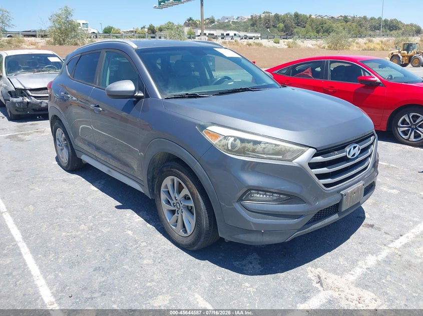 2017 Hyundai Tucson VIN KM8J3CA44HU499111 IAAI salvage auction — SIDE, Clear - Dealer Only (California), sold $775 on 2026-07-22 (photo 1)