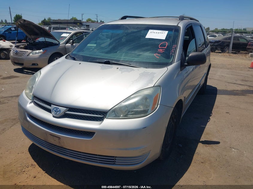 2004 Toyota Sienna VIN 5TDZA23C44S217382 IAAI salvage auction — NORMAL WEAR, Clear - Dealer Only (California), sold $625 on 2026-07-29 (photo 2)