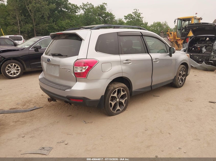 2014 Subaru Forester VIN JF2SJGMCXEH551985 IAAI salvage auction — NORMAL WEAR, Clear (Massachusetts), sold $1,000 on 2026-07-22 (photo 4)