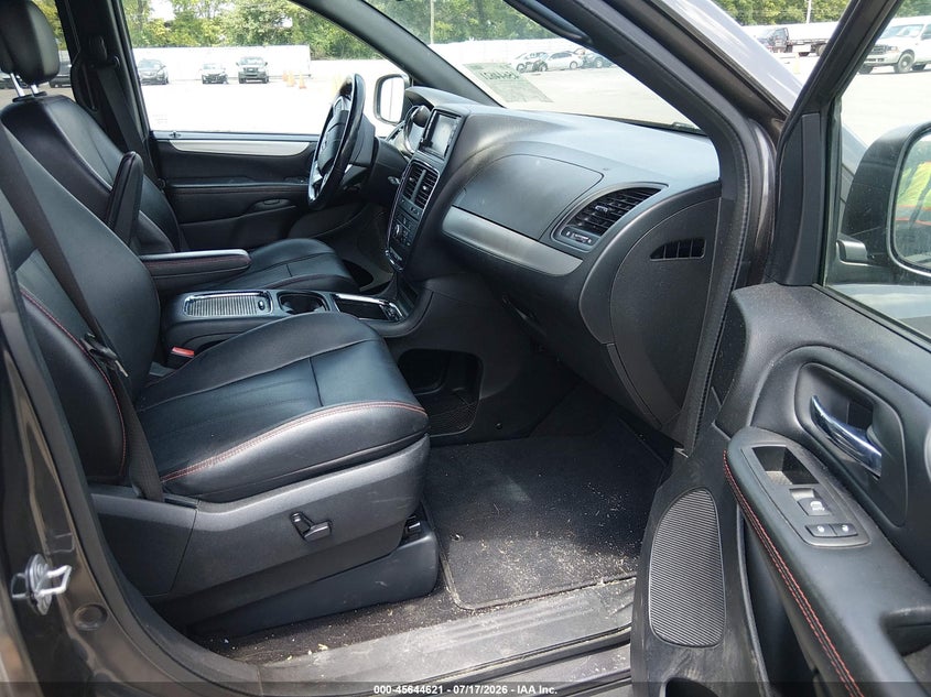 2020 Dodge Caravan VIN 2C4RDGEGXLR188109 IAAI salvage auction — FRONT END, Salvage (Tennessee), sold $25 on 2026-08-01 (photo 5)