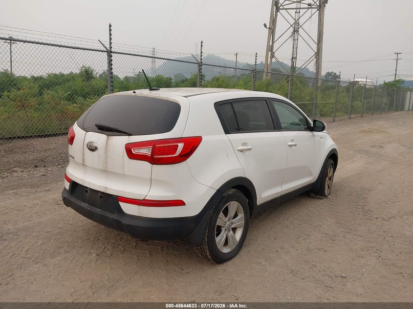 2013 Kia Sportage VIN KNDPBCA24D7432243 IAAI salvage auction — NORMAL WEAR, Clear (Pennsylvania), sold $1,550 on 2026-07-28 (photo 4)