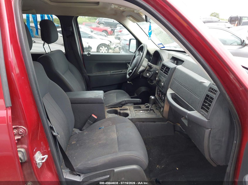 2011 Jeep Liberty VIN 1J4PN2GK8BW577744 IAAI salvage auction — FRONT END, Original (Texas), sold $875 on 2026-10-05 (photo 5)