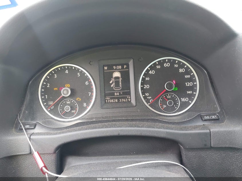2011 Volkswagen Tiguan VIN WVGAV7AX5BW536402 IAAI salvage auction — NORMAL WEAR, Original (Texas), sold $175 on 2026-08-05 (photo 7)