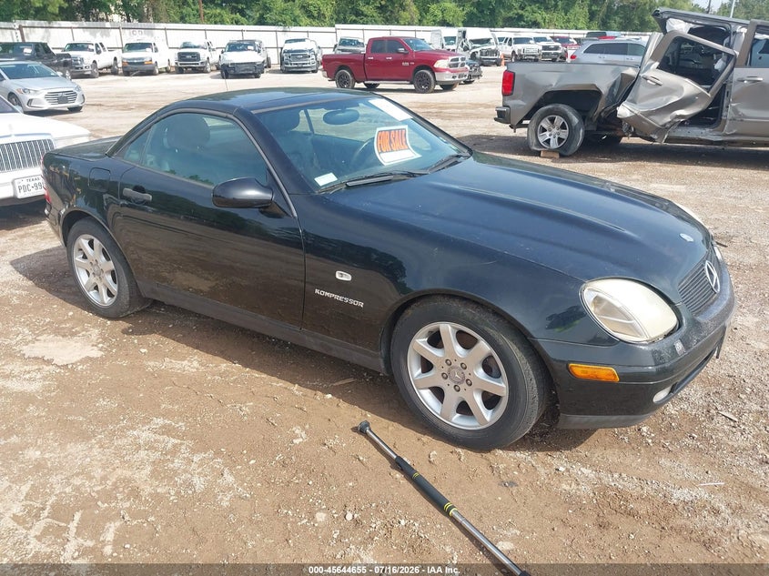 1999 Mercedes-benz Slk-class VIN WDBKK47F5XF111623 IAAI salvage auction — NORMAL WEAR, Original (Texas), sold $325 on 2026-07-30 (photo 1)