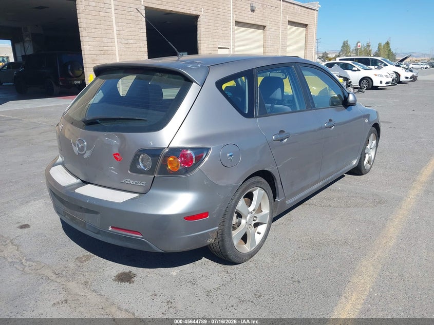 2005 Mazda 3 VIN JM1BK343751257733 IAAI salvage auction — NORMAL WEAR, Clear - Dealer Only (California), sold $25 on 2026-07-29 (photo 4)