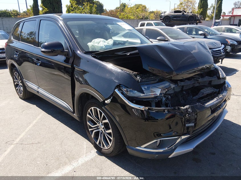 2018 Mitsubishi Outlander VIN JA4AD3A39JZ042497 IAAI salvage auction — FRONT END, Salvage (California), sold $2,000 on 2026-08-01 (photo 1)