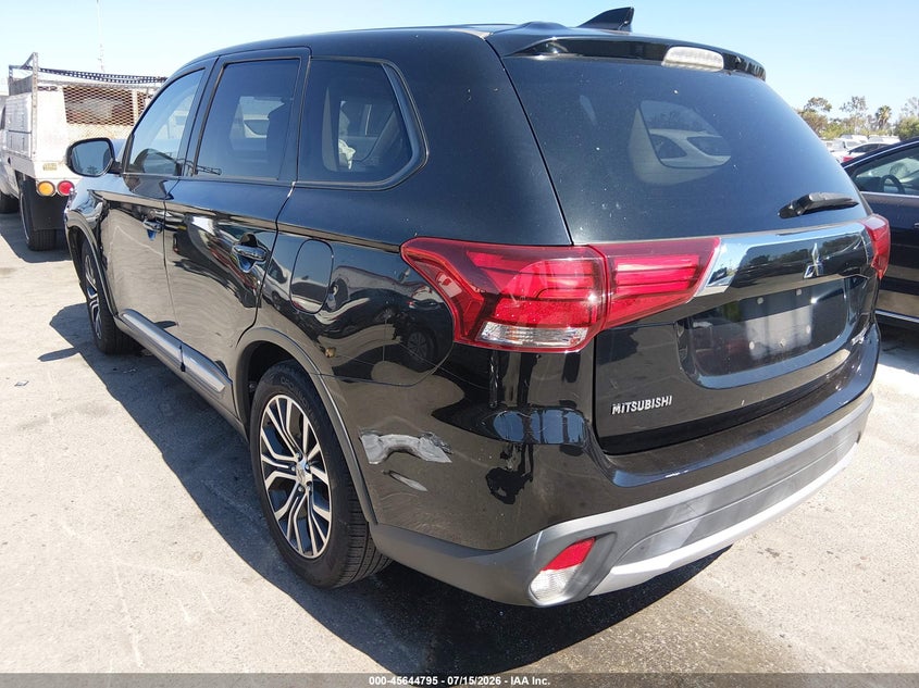 2018 Mitsubishi Outlander VIN JA4AD3A39JZ042497 IAAI salvage auction — FRONT END, Salvage (California), sold $2,000 on 2026-08-01 (photo 3)