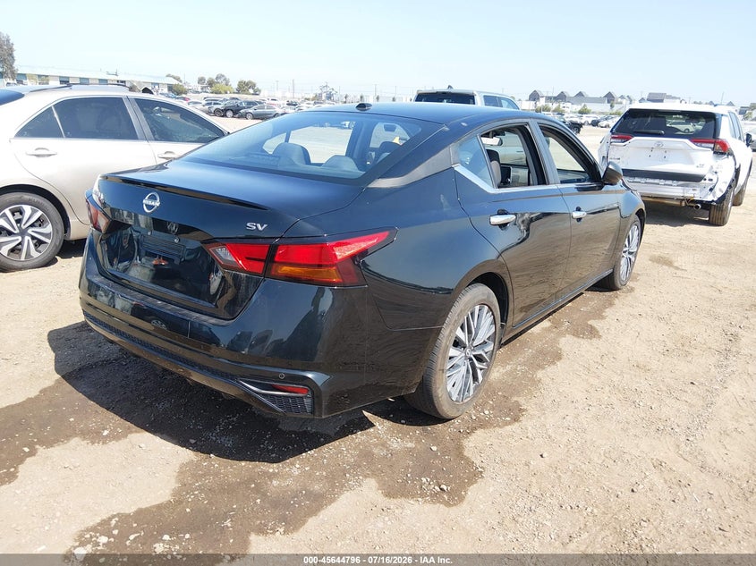 2024 Nissan Altima VIN 1N4BL4DVXRN349718 IAAI salvage auction — NORMAL WEAR, Enterprise Vehicles Clear Only (California), sold $12,600 on 2026-07-30 (photo 4)