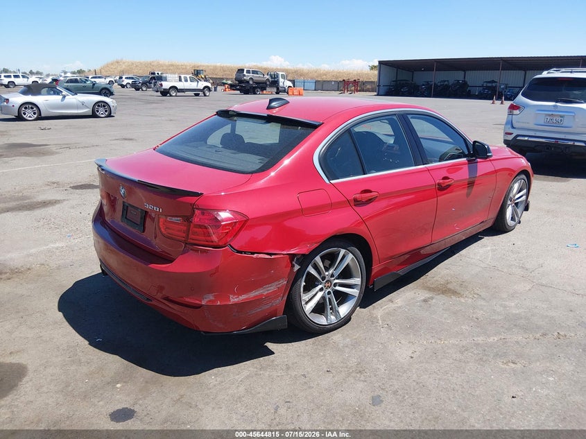 2015 BMW 3er VIN WBA3A5C54FF453653 IAAI salvage auction — RIGHT REAR, Salvage (California), sold $2,150 on 2026-07-29 (photo 4)