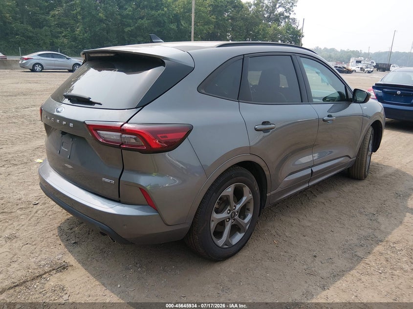 2024 Ford Escape VIN 1FMCU9NZ4RUA20282 IAAI salvage auction — SIDE, Clear (Maryland), sold $2,650 on 2026-07-29 (photo 4)