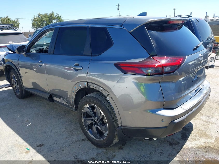 2025 Nissan Rogue VIN JN8BT3BAXSW005668 IAAI salvage auction — FRONT & REAR, Salvage (California), sold $2,250 on 2026-07-30 (photo 3)