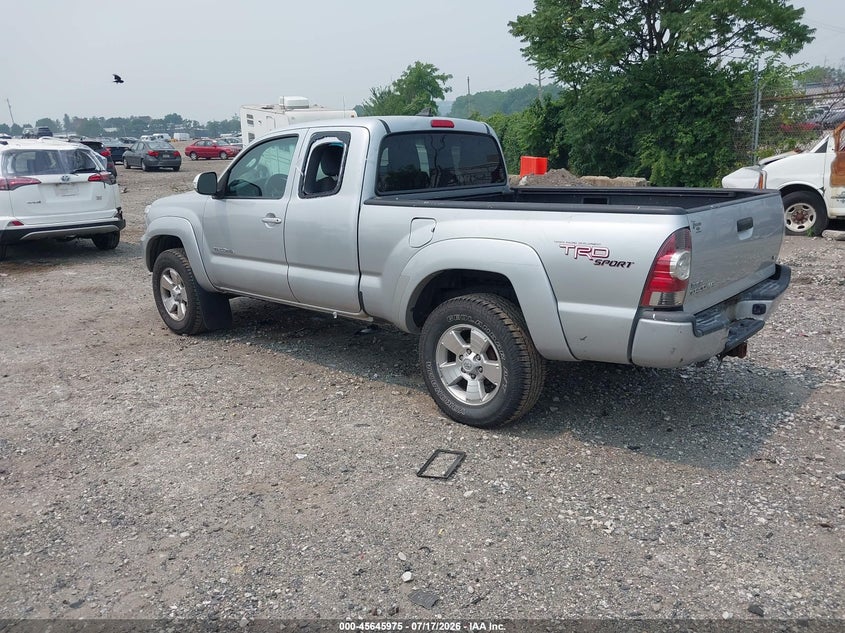 2012 Toyota Tacoma VIN 5TFUU4ENXCX039630 IAAI salvage auction — VANDALISM, Salvage (Pennsylvania), sold $1,800 on 2026-07-31 (photo 3)