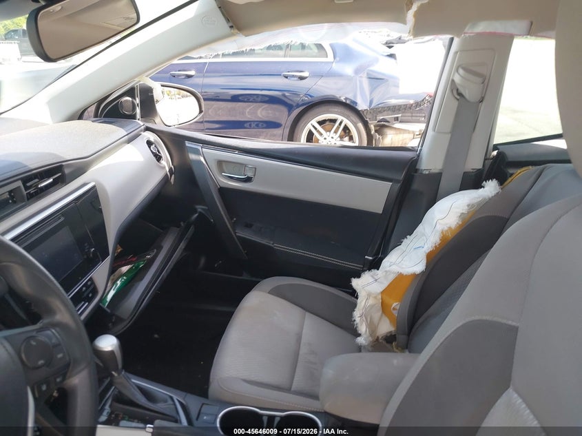 2018 Toyota Corolla VIN 5YFBURHE6JP853124 IAAI salvage auction — NORMAL WEAR, Clear (Florida), sold $1,600 on 2026-07-30 (photo 5)