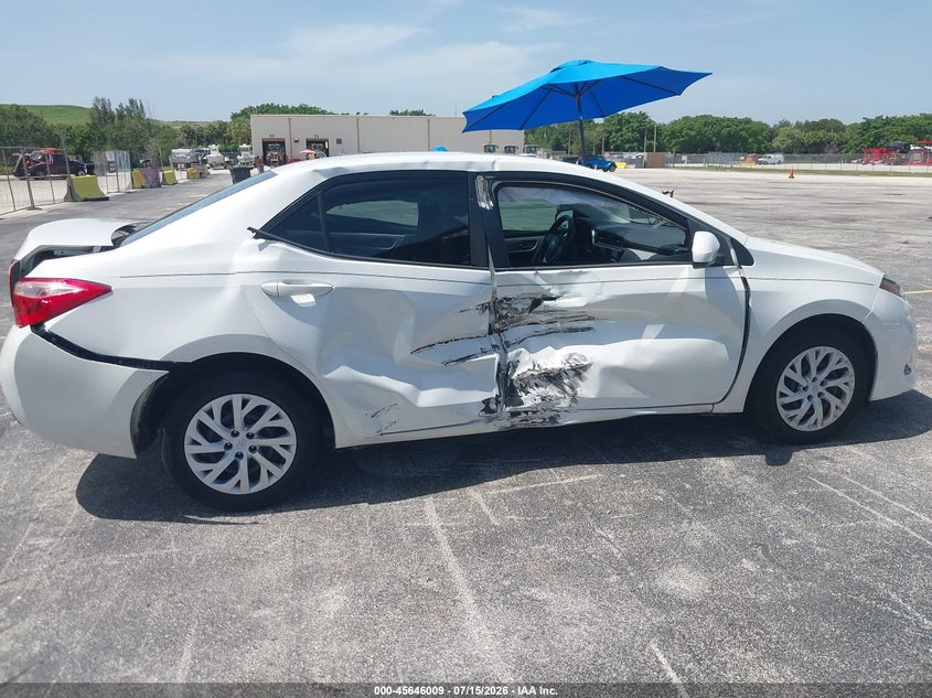 2018 Toyota Corolla VIN 5YFBURHE6JP853124 IAAI salvage auction — NORMAL WEAR, Clear (Florida), sold $1,600 on 2026-07-30 (photo 6)