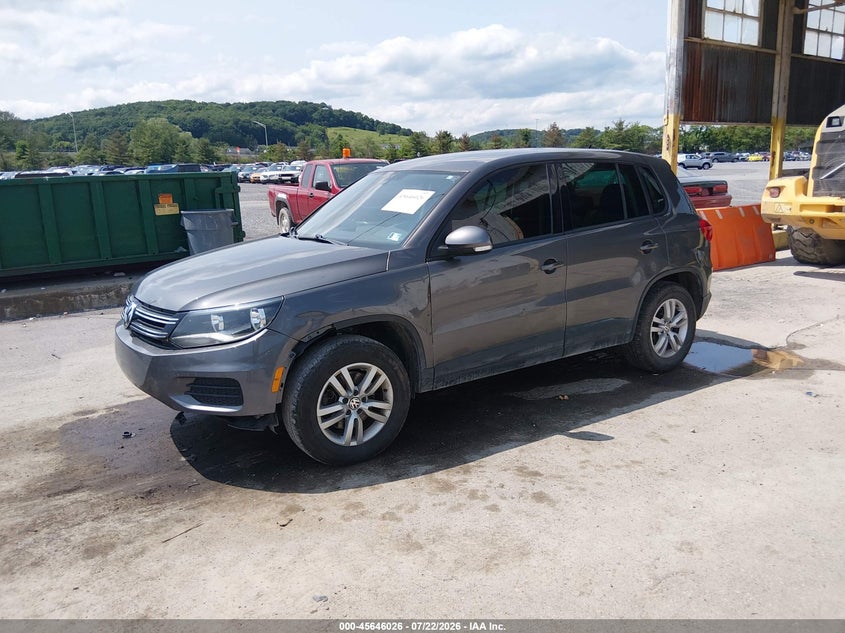 2012 Volkswagen Tiguan VIN WVGBV7AX8CW089411 IAAI salvage auction — FRONT & REAR, Salvage Title, sold $250 on 2026-08-16 (photo 2)