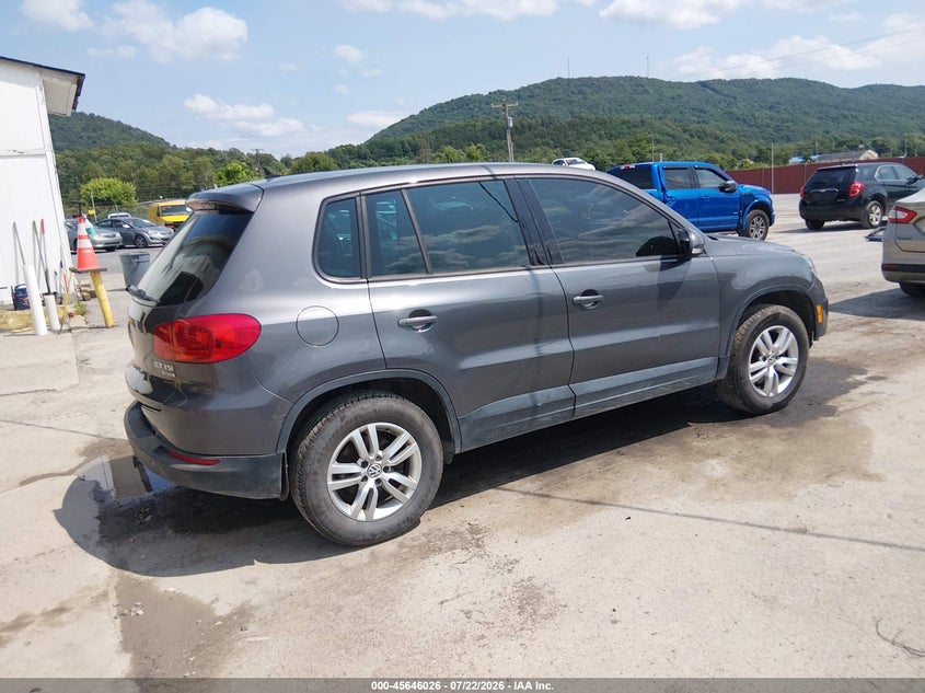 2012 Volkswagen Tiguan VIN WVGBV7AX8CW089411 IAAI salvage auction — FRONT & REAR, Salvage Title, sold $250 on 2026-08-16 (photo 4)
