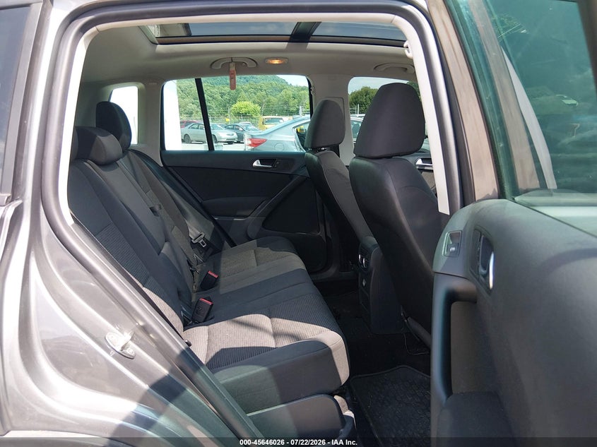 2012 Volkswagen Tiguan VIN WVGBV7AX8CW089411 IAAI salvage auction — FRONT & REAR, Salvage Title, sold $250 on 2026-08-16 (photo 8)