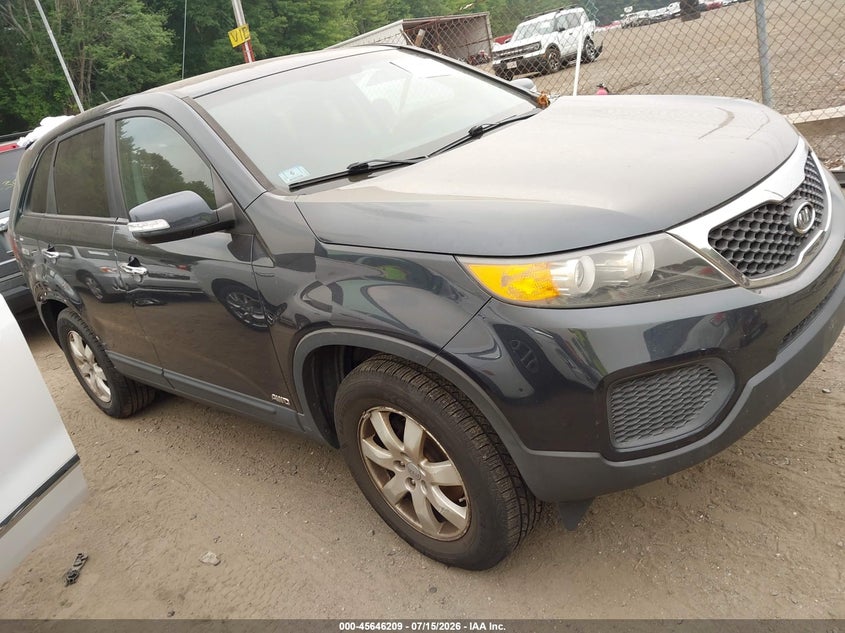 2013 Kia Sorento VIN 5XYKTCA67DG324907 IAAI salvage auction — REAR END, Clear (Massachusetts), sold $25 on 2026-07-21 (photo 1)