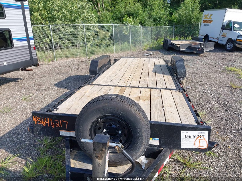 2026 Big tex trailer co inc Unknown VIN 16V1C2727TA417164 IAAI salvage auction — REAR END, Scrap (Michigan), sold $1,550 on 2026-09-15 (photo 8)