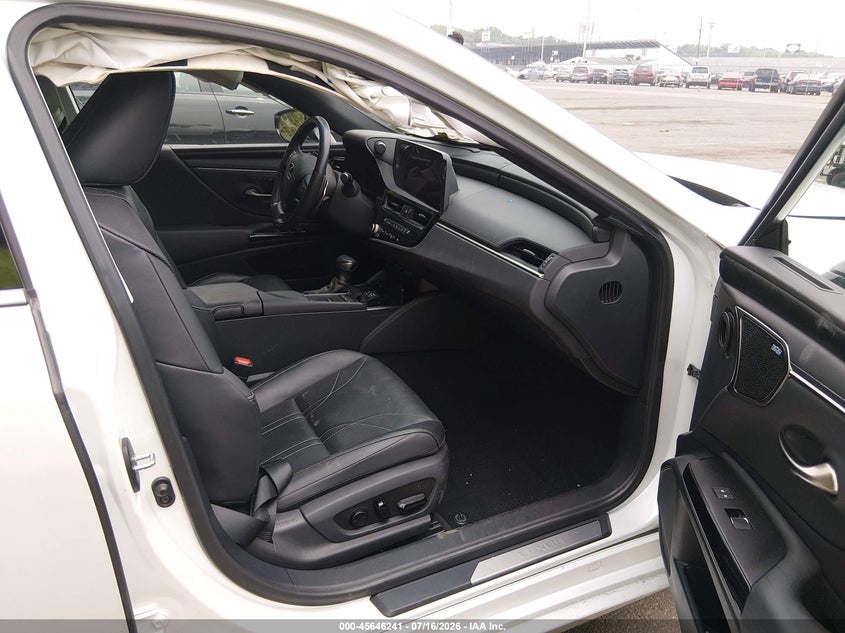 2022 Lexus ES VIN 58AEA1C18NU015136 IAAI salvage auction — FRONT END, Salvage (New Jersey), sold $9,100 on 2026-08-26 (photo 5)