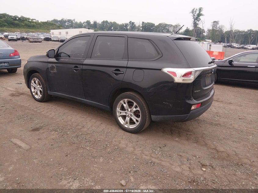 2014 Mitsubishi Outlander VIN JA4AD3A35EZ012239 IAAI salvage auction — NORMAL WEAR, Clear (New Jersey), sold $25 on 2026-07-30 (photo 3)