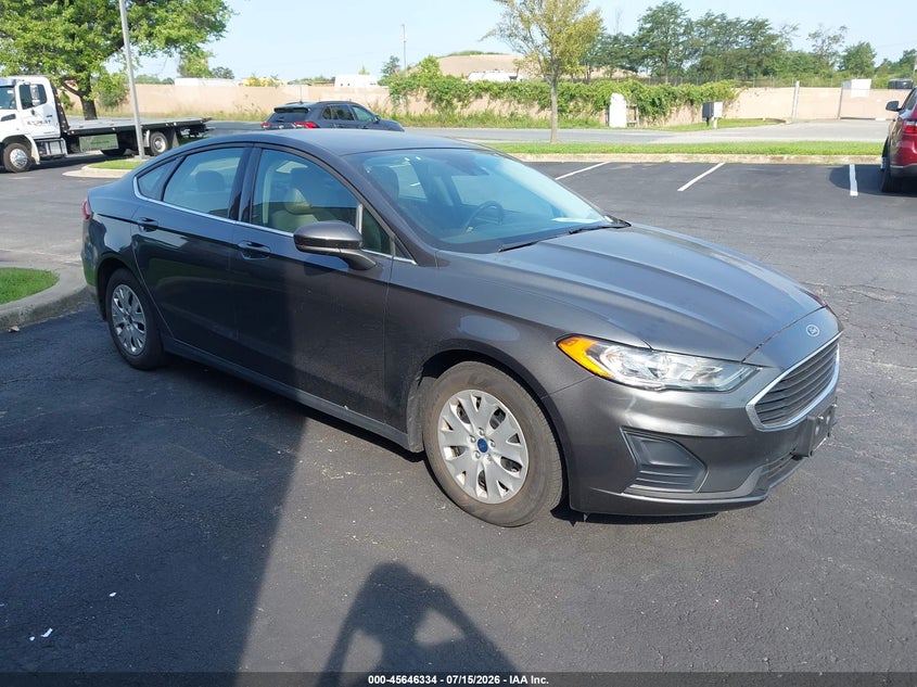 2020 Ford Fusion VIN 3FA6P0G78LR119109 IAAI salvage auction — NORMAL WEAR, SF97 (Virginia), sold $13,700 on 2026-07-22 (photo 1)