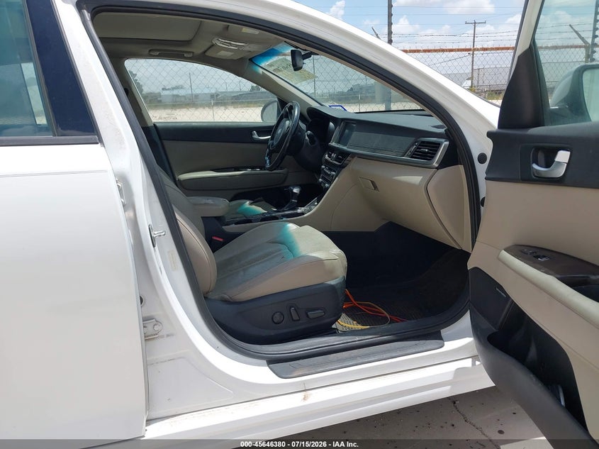 2016 Kia Optima VIN 5XXGU4L35GG102709 IAAI salvage auction — NORMAL WEAR, Original (Texas), sold $675 on 2026-07-30 (photo 5)