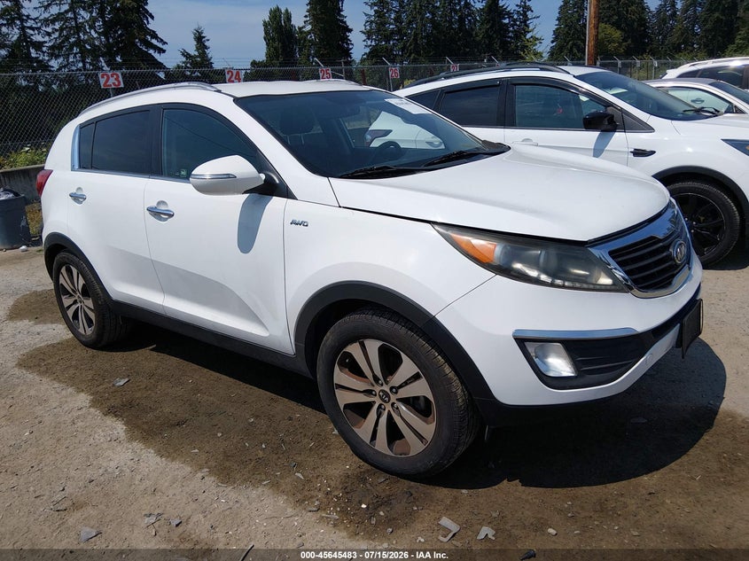 2011 Kia Sportage VIN KNDPCCA21B7071323 IAAI salvage auction — NORMAL WEAR, Clear (Washington), sold $1,800 on 2026-07-22 (photo 1)
