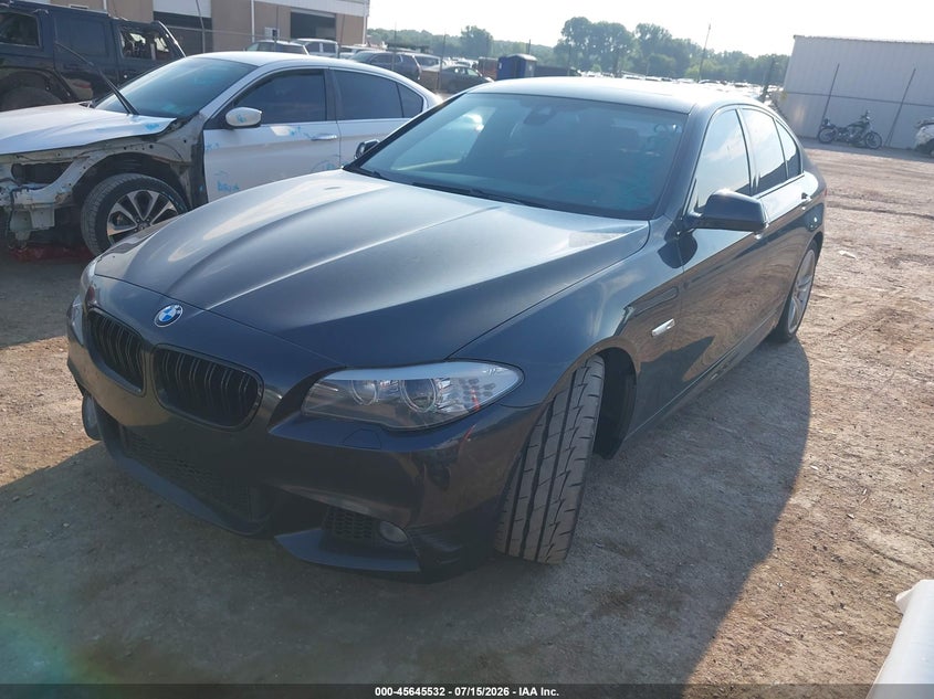 2013 BMW 5er VIN WBAFR9C51DD226863 IAAI salvage auction — NORMAL WEAR, Clear - Public Restricted (Oklahoma), sold $375 on 2026-07-29 (photo 2)