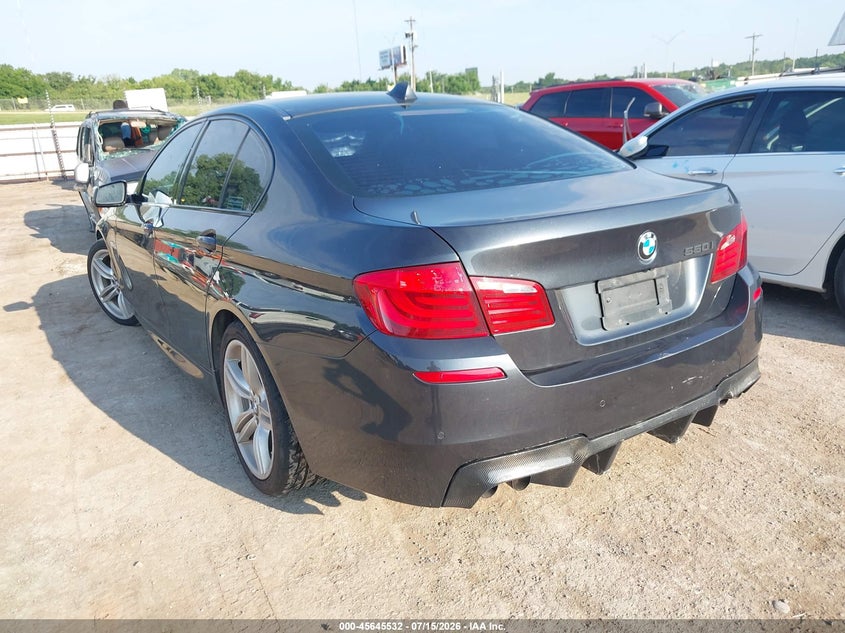 2013 BMW 5er VIN WBAFR9C51DD226863 IAAI salvage auction — NORMAL WEAR, Clear - Public Restricted (Oklahoma), sold $375 on 2026-07-29 (photo 3)