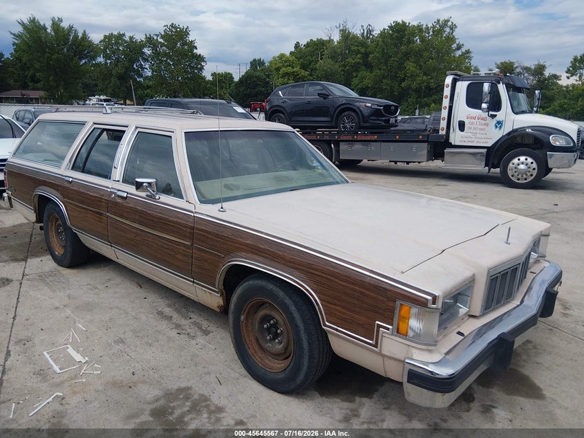 1982 Mercury Grand marquis VIN 1MEBP88F1CZ663510 IAAI salvage auction — NORMAL WEAR, Clear (Missouri), sold $1,200 on 2026-07-28 (photo 1)