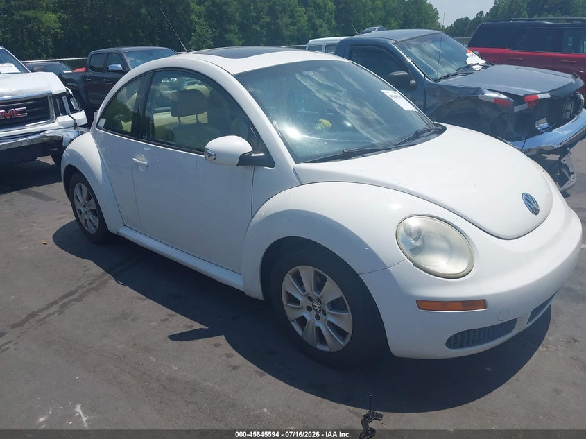 2009 Volkswagen Beetle VIN 3VWRW31CX9M509343 IAAI salvage auction — NORMAL WEAR, Clear (North Carolina), sold $250 on 2026-07-23 (photo 1)